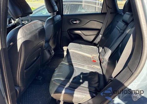 2014 Jeep Cherokee Trailhawk from USA, damaged, VIN 1C4PJMBS2EW161276